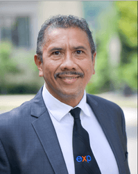 CARLOS A HERNANDEZ