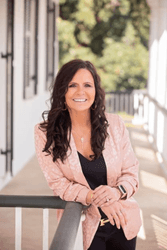 Kimberly F Menard